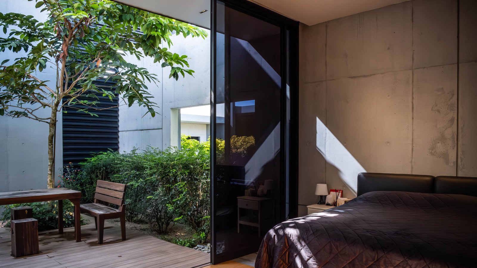 AR. Lee Cherng YIH & AR. Caleb Ong Yan Weng - BORDERLESS HOUSE (Formzero) - Juara 2